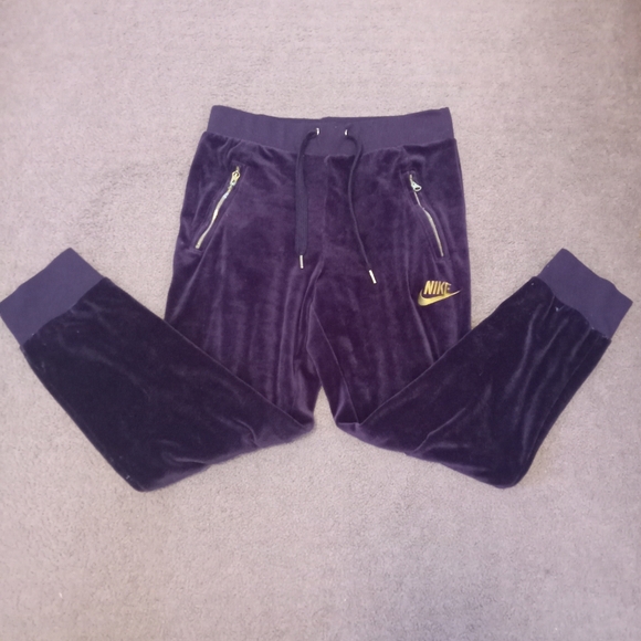 Rare NIKE Purple/Zippers VELOUR Athletic JOGGER Sweat Pants w/Red Tag Sz Med - Picture 1 of 10